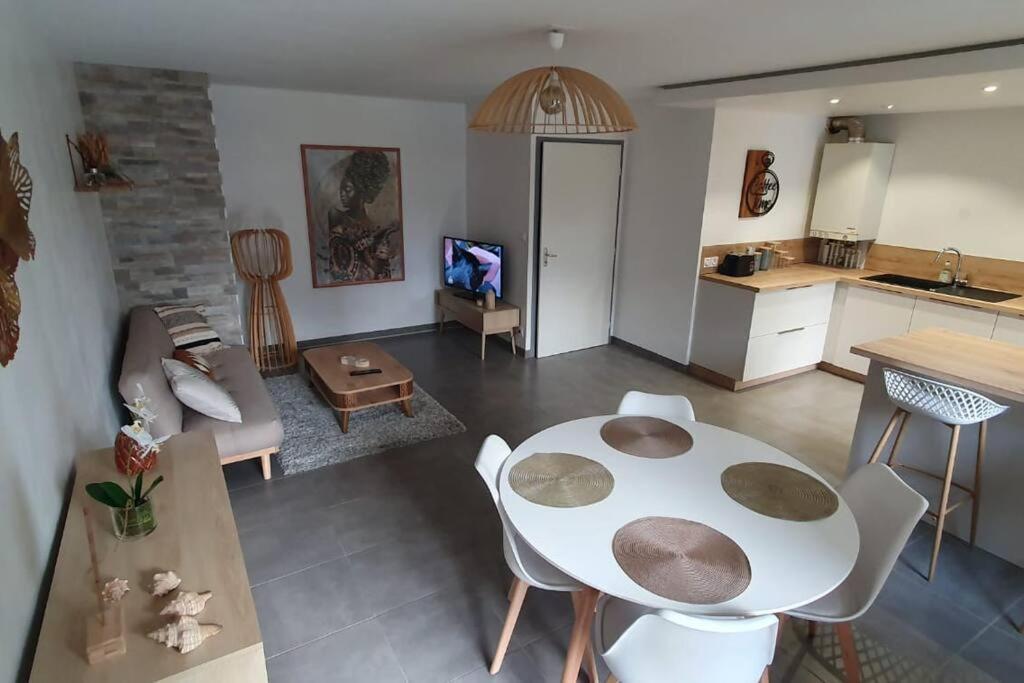 Logement Entier De Plain-Pied Metz-Tessy Kültér fotó